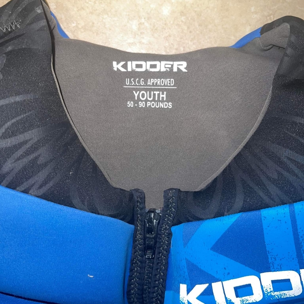 KIDDER Life jacket - Picture 2 of 3